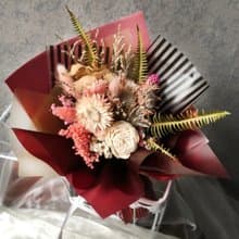 胭脂紅乾燥花束 畢業花束 | 生日  情人節首選 | 台北可自取