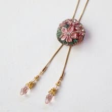桜花のループタイ　ネックレス・ラリエット風　薄紅色×桜色