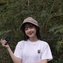 吉普貓自畫像  / 上衣 刺繡 T-SHIRT (中性版)
