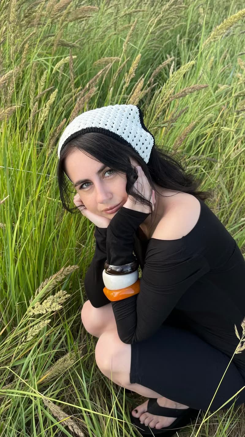 Crochet Headscarf White Black Trim -Triangle Kerchief knitted - Summer Bandana