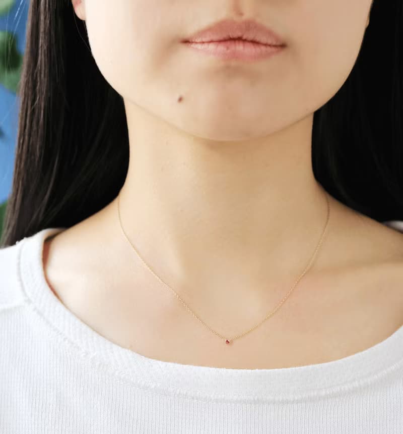 7月誕生石 K10 ルビーの一粒ネックレス ~Petela~ (K18 変更可能)