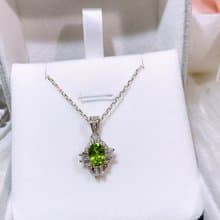 天然橄欖石 橢圓十字項鍊 1.02克拉 925純銀 8月誕生石