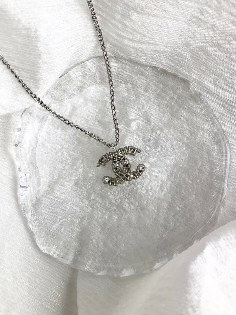 【 日本直送　名牌中古包 】CHANEL シャネル ネックレス シルバー ココマーク ラインストーン vintage ヴィンテージ オールド j5c3bm