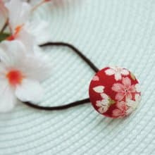Lovely【櫻花包扣鬆緊髮束】紅 (1個)