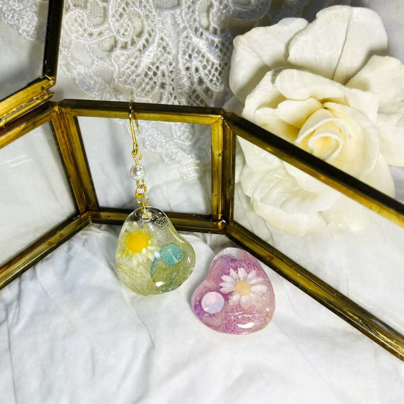 永生花 小小花耳飾 小星花圈 耳環 earring UV 樹脂