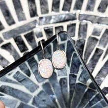 日月星辰系列——手工包鑲蛋白石純銀耳環