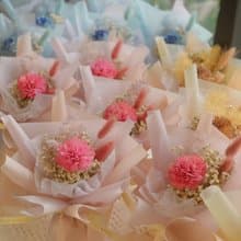 索拉康乃馨小花束 三色可挑選.畢業花束.節日.花束.結婚小物
