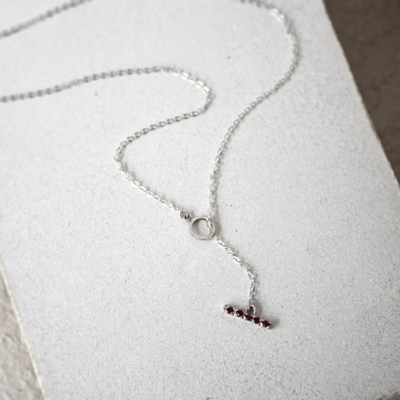 簡約玫瑰色石榴石925銀自由長度項鍊 // 鎖骨項鍊 //一月份生日石