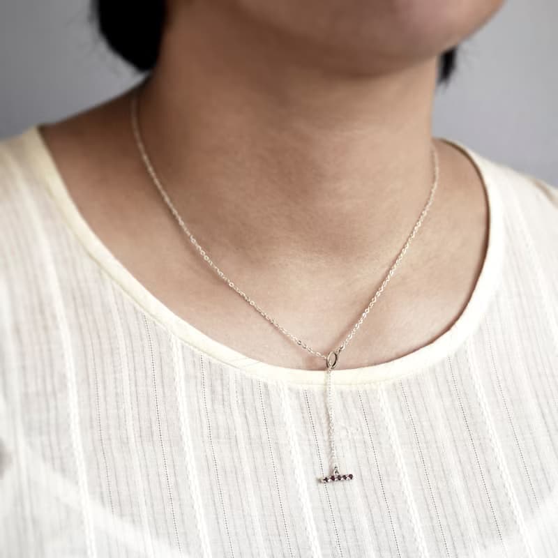 簡約玫瑰色石榴石925銀自由長度項鍊 // 鎖骨項鍊 //一月份生日石