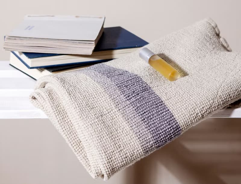 Linen bath towels  hanging loop 65 x 130 cm