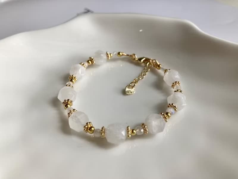星行切面白月光石手鏈 提升女性魅力加強人緣平復情緒