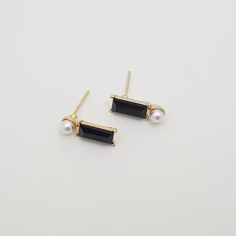 Rectangle black Cubic Zirconia pearl Earrings,pearl Stud Earrings