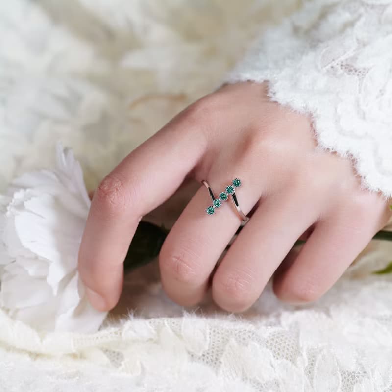 莫桑鑽石戒指 綠色圓形鑽石切割 女孩禮物