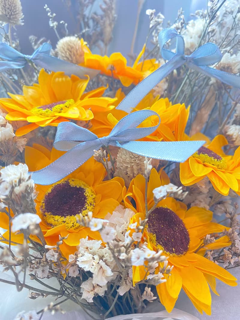 灰藍太陽花花束 (L size)