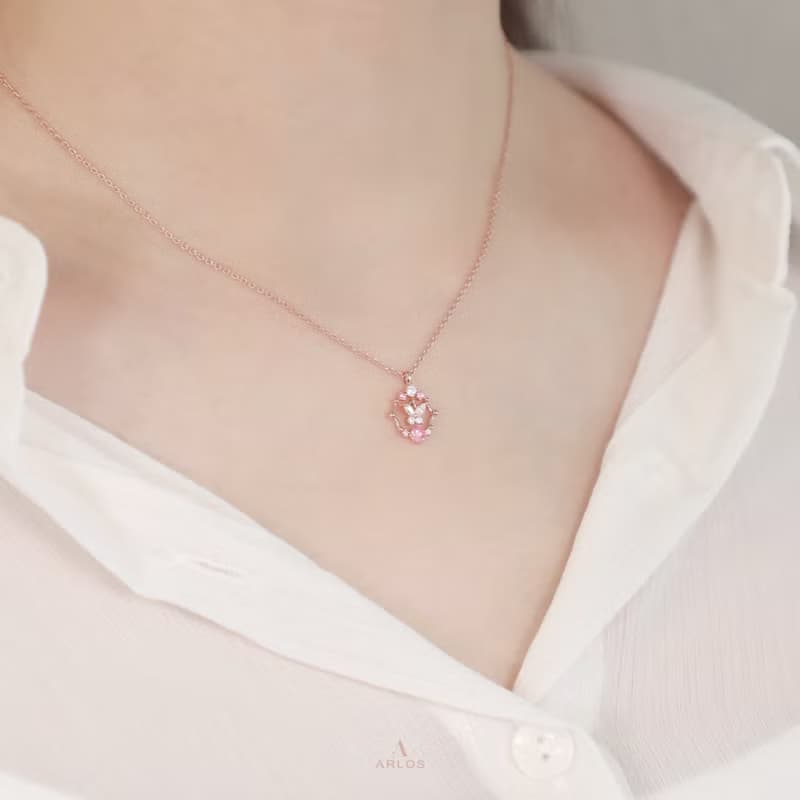 L'amour 氣質皇室蝴蝶頸鏈 (玫瑰金)
