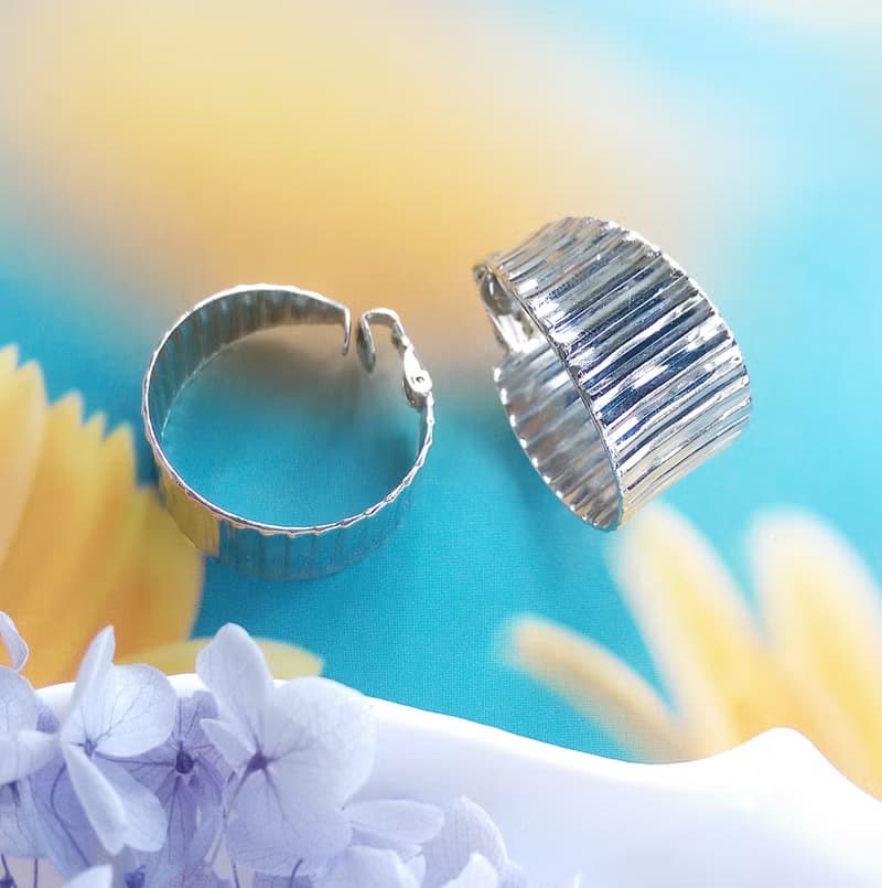 Vintage Jewelry 西洋古董飾品 銀色調 波浪 寬版 C 圈 夾式耳環