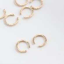 14kgf- sparkle square cut ear cuff (small size)
