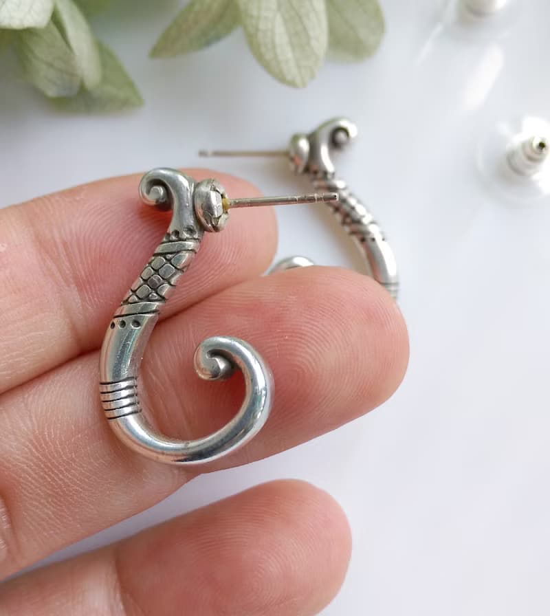 Vintage Jewelry 西洋古董飾品 銀色調 女帝的耳環 針式耳環