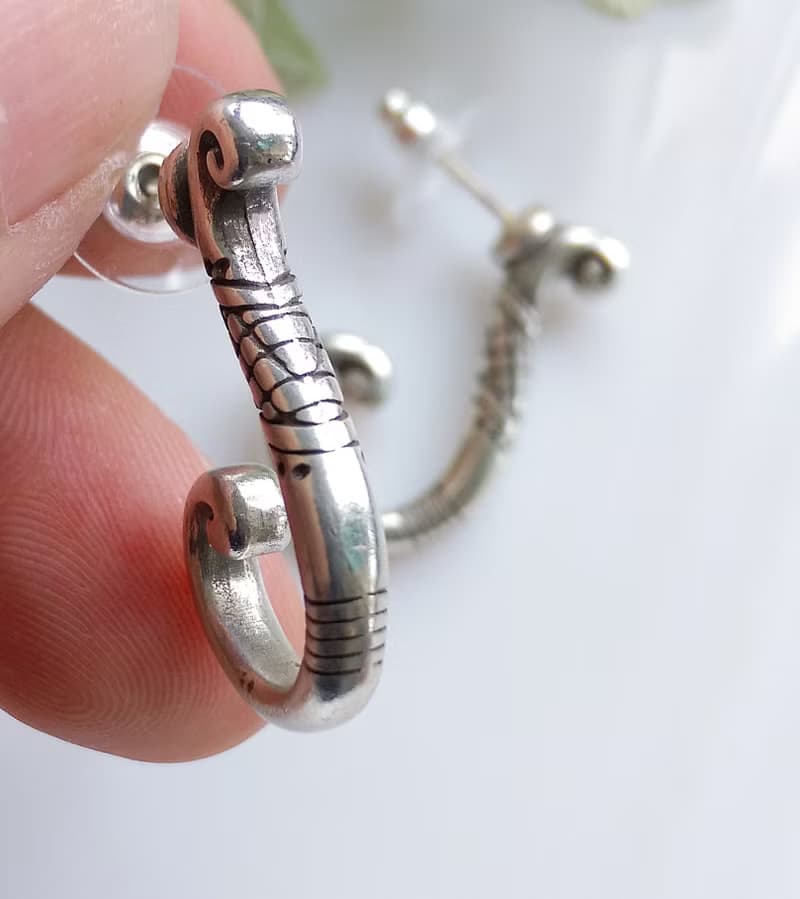 Vintage Jewelry 西洋古董飾品 銀色調 女帝的耳環 針式耳環