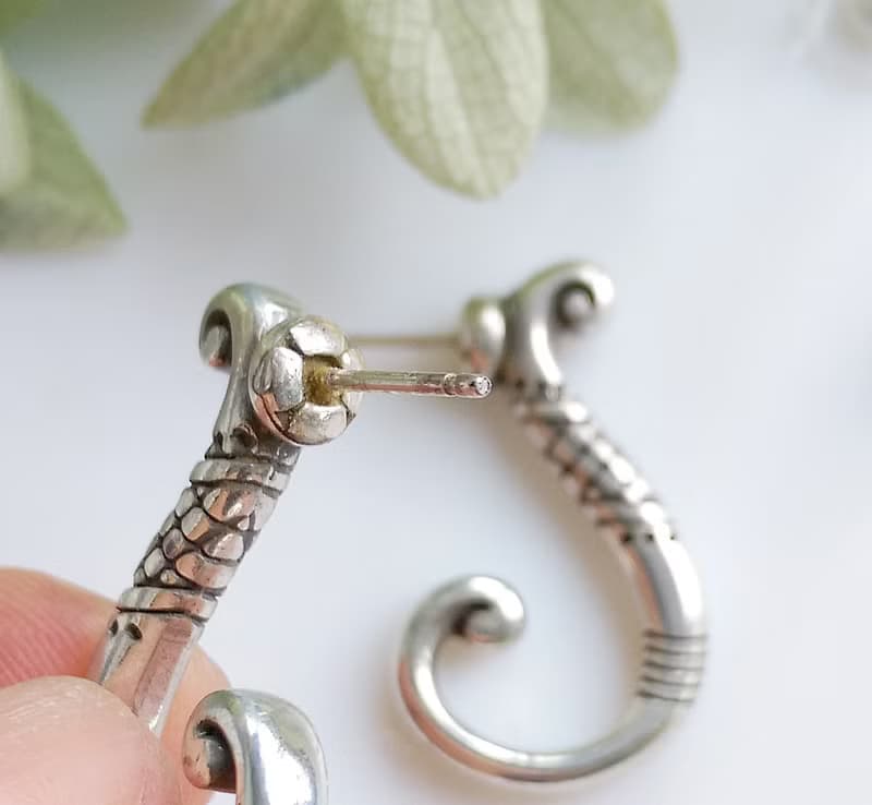 Vintage Jewelry 西洋古董飾品 銀色調 女帝的耳環 針式耳環