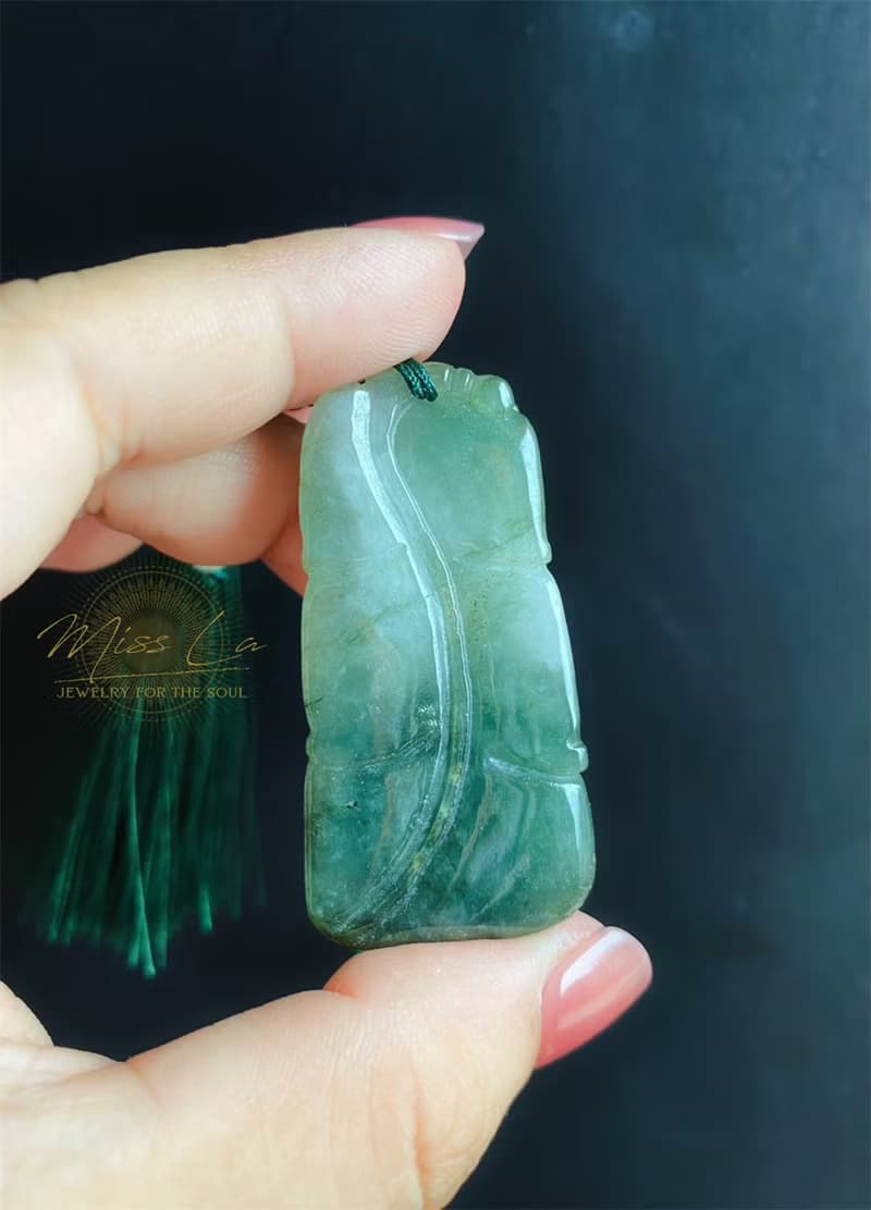 天然緬甸玉 翡翠 翹色巧雕 油青 如意 三腳金蟾 招財進寶 包掛