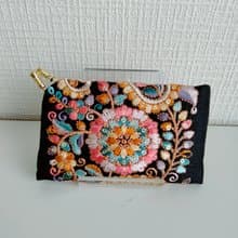 刺繍　名刺入れ