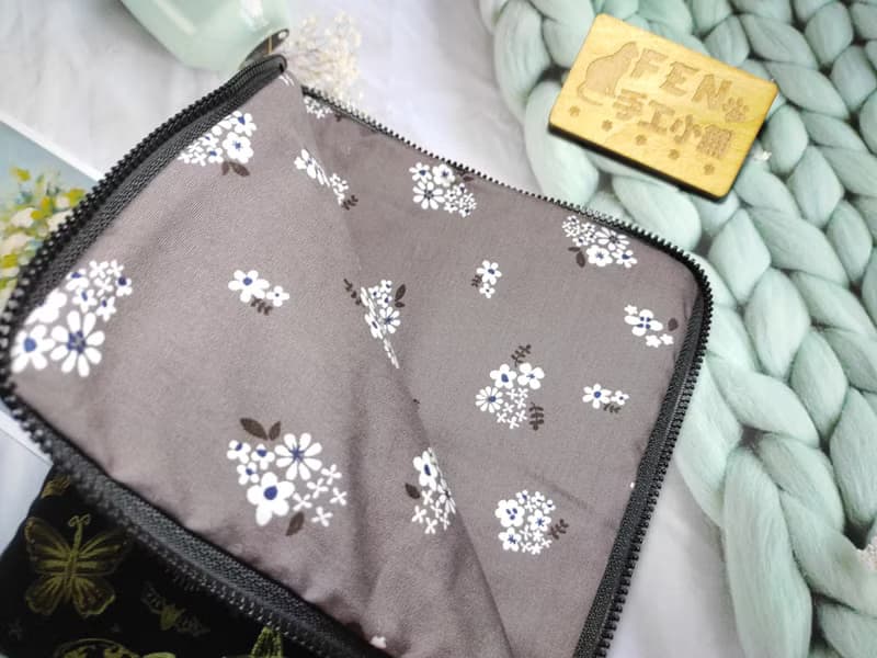 動物系列-美國限量布滿版黑底燙金貓與鳥布L型拉鍊袋電子書保護套