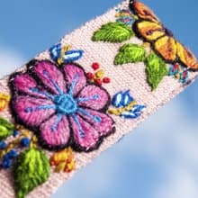 手工羊毛編織髮帶/手工刺繡立體髮帶/手工鉤織髮帶-粉紅彩虹花朵