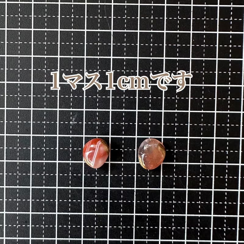 オフィスにも　サードオニキス 金継ぎ ライン ピアス イヤリング ノンホールピアス 小さい 小ぶり シンプル 天然石 オレンジ 橙 ゴールド 金 白 ホワイト