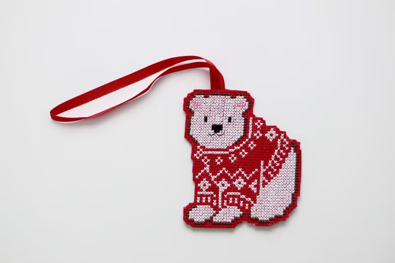 Christmas tree toy polar bear ; cute bear in sweater ; embroidered pendant decor