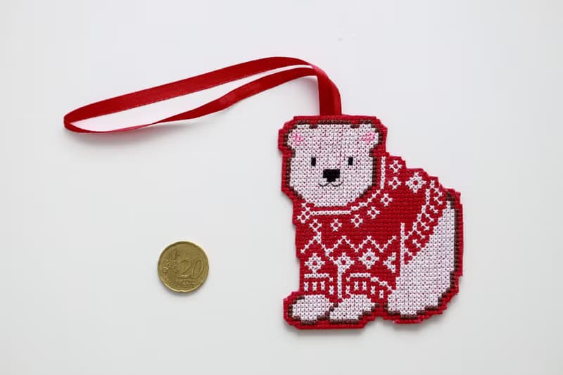 Christmas tree toy polar bear ; cute bear in sweater ; embroidered pendant decor