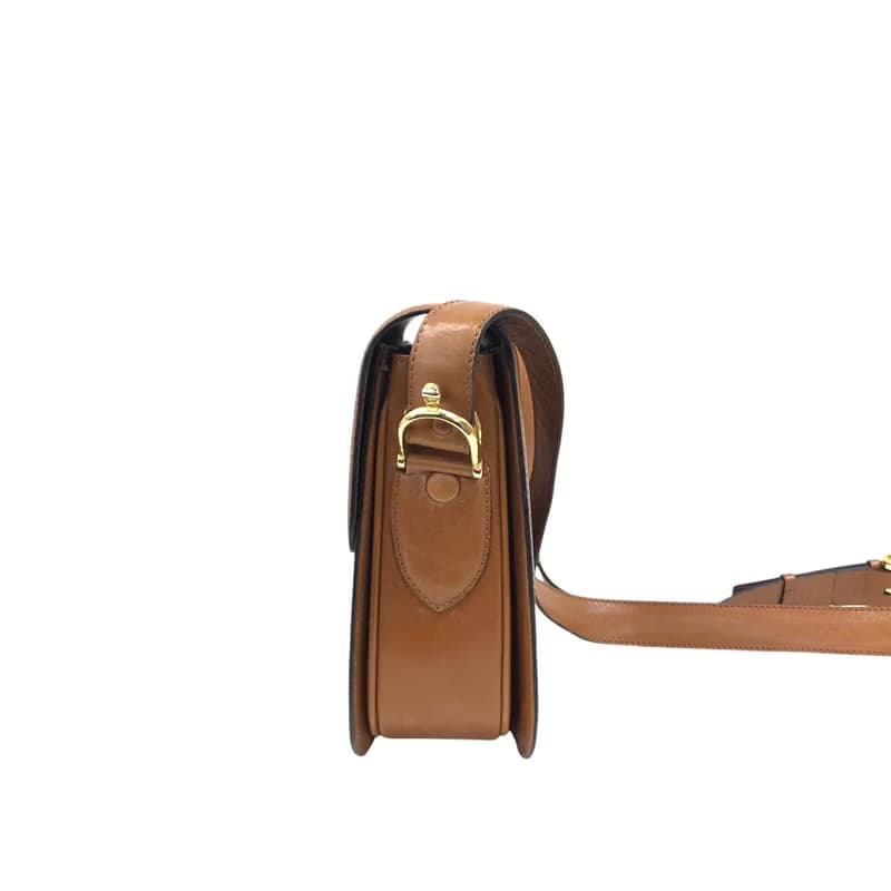 【 日本直送　名牌中古包 】CELINE セリーヌ ショルダーバッグ キャメル エンブレム レザー vintage ヴィンテージ オールド 4zs7bs