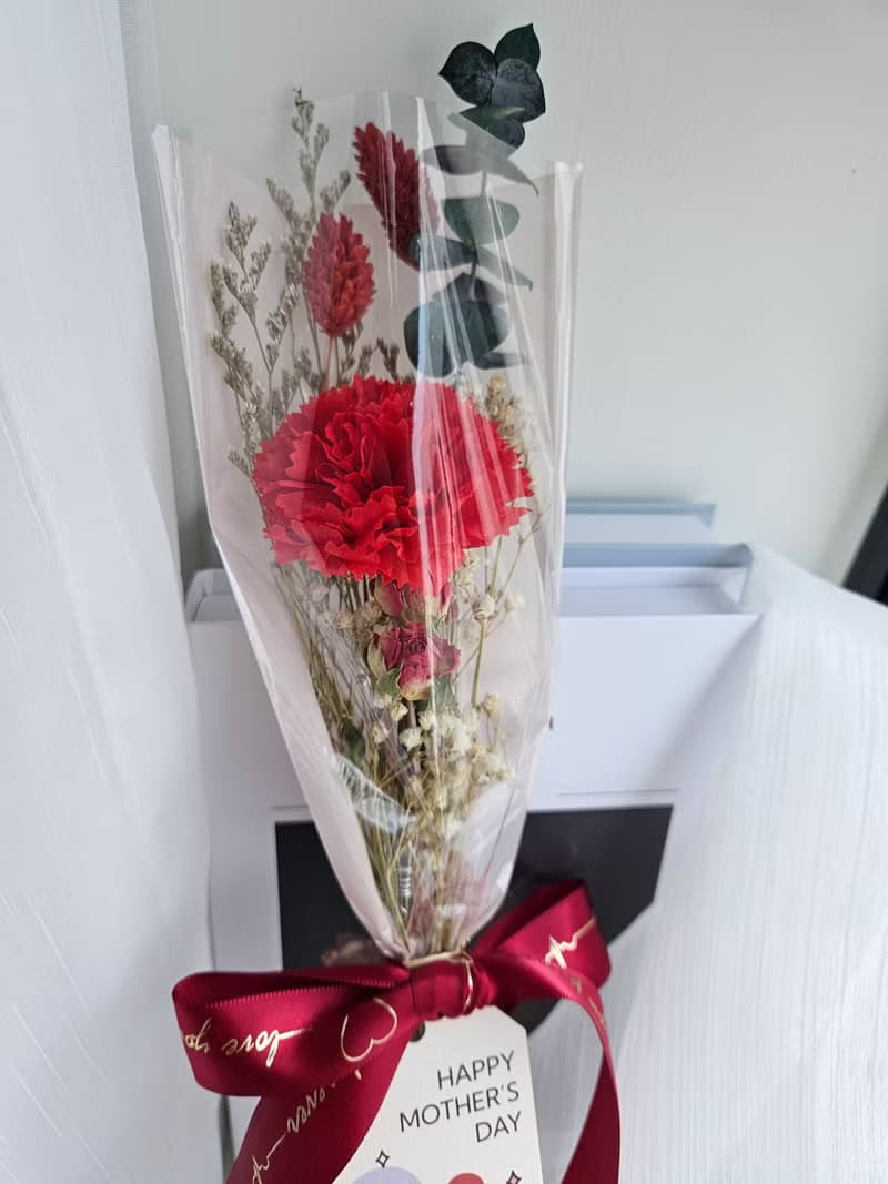 康乃馨香皂花單支花束 母親節花束