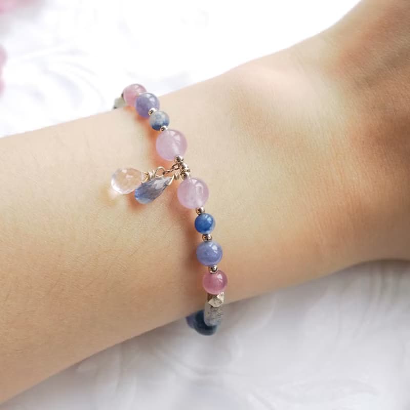 藍莓雪酪──壓克力畫 | 粉晶、紫水晶、藍晶石 天然石 925銀手鍊
