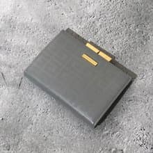 【 日本直送　名牌中古包 】GIVENCHY ジバンシィ 総柄 財布 グレー レザー がま口 vintage ヴィンテージ オールド dt8ykn