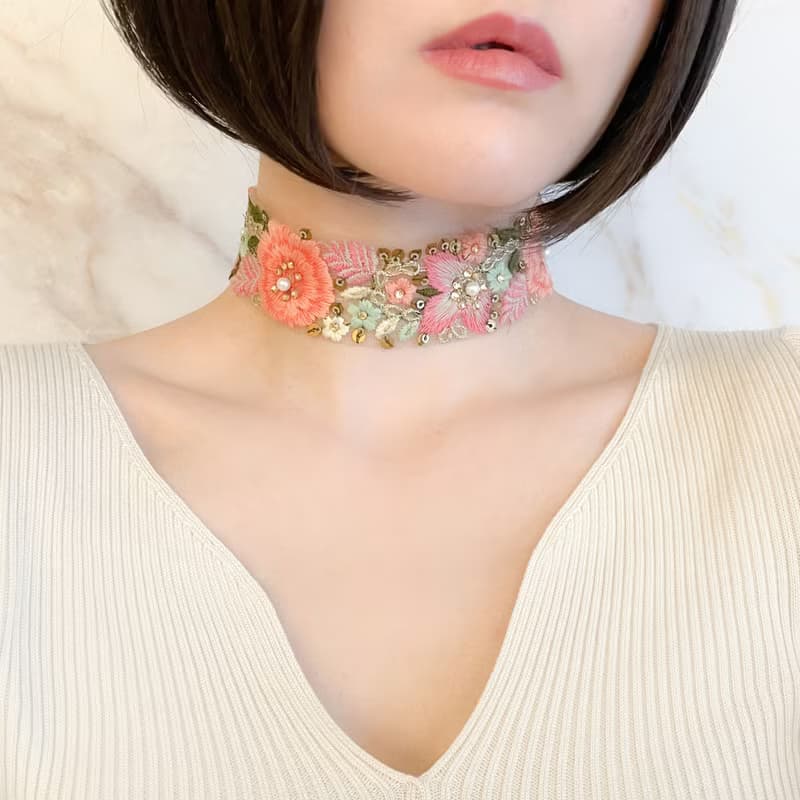 【SS23】幸運の光と花束を / オーガンー刺繍のチョーカー SV242