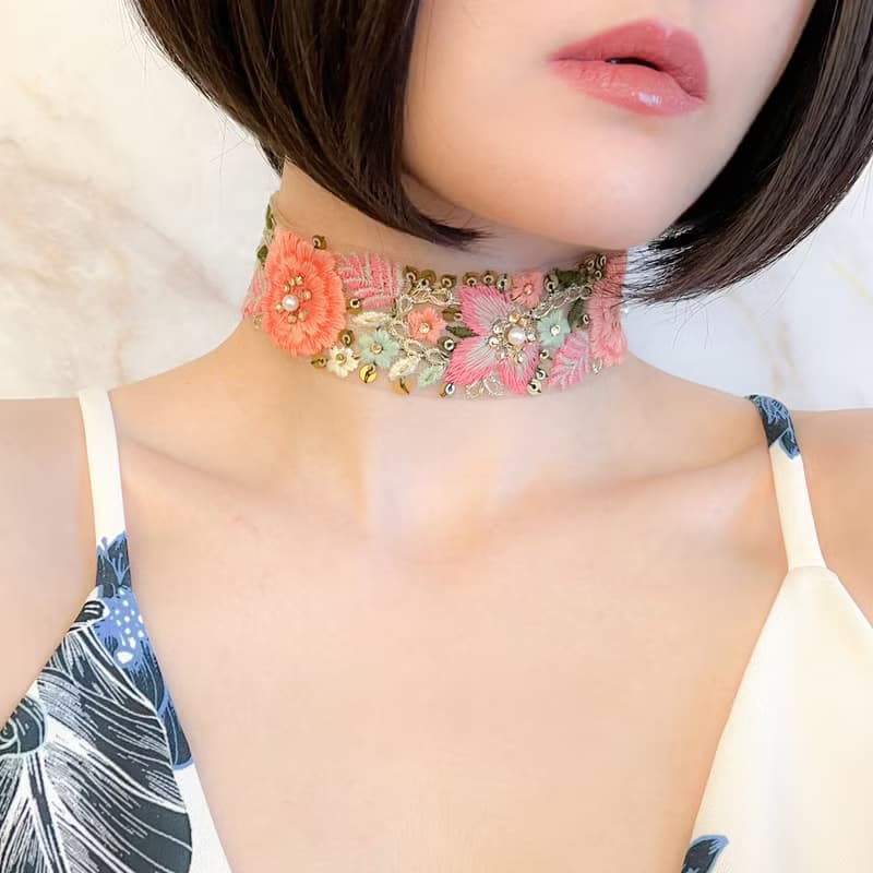 【SS23】幸運の光と花束を / オーガンー刺繍のチョーカー SV242