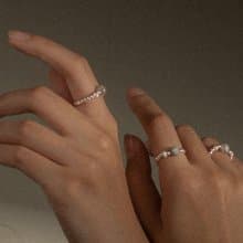 ARROGANT - 偏愛 * 灰色 珍珠 礦石 925 純銀 彈性戒指