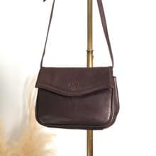 【 日本直送　名牌中古包 】Yves Saint Laurent イヴ・サンローラン ショルダーバッグ ブラウン YSL型押し レザー オールド vr5ytd