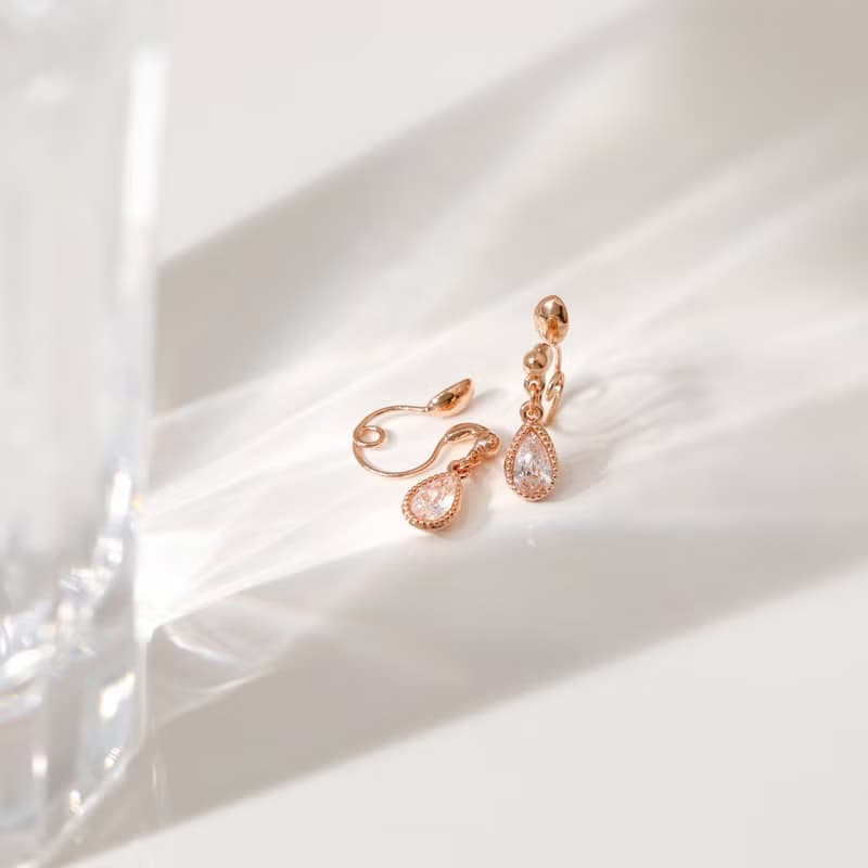 raindrop PG ―きらめく透明な雫のループフィットイヤリング　ピンクゴールド