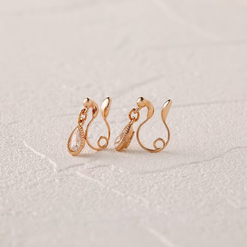 raindrop PG ―きらめく透明な雫のループフィットイヤリング　ピンクゴールド