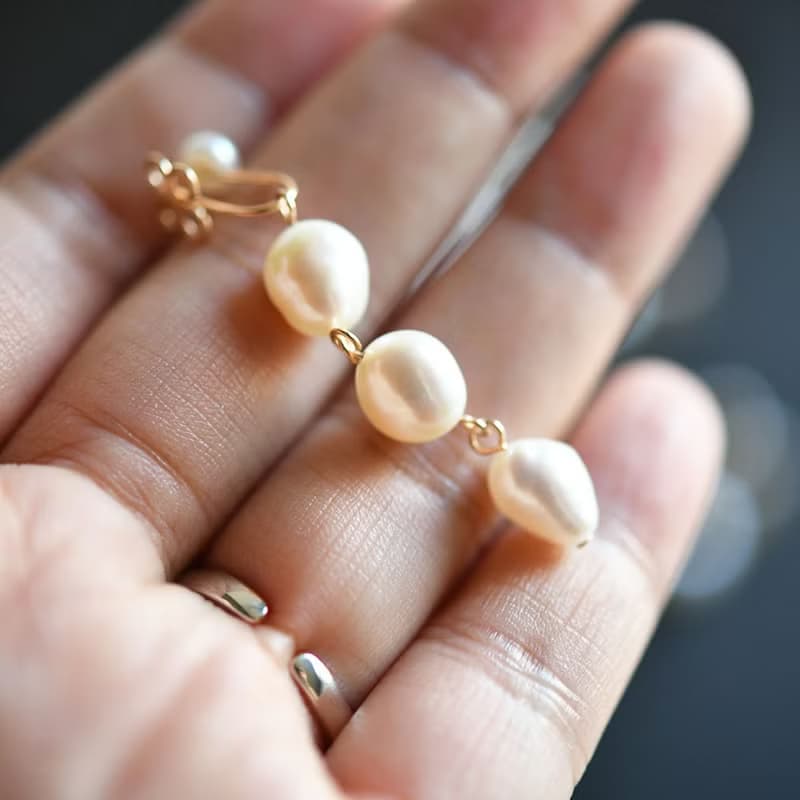 【RLL.S限定】 バロックパールとクローバー 本当に痛くない イヤリング 6月誕生石　3タイプ