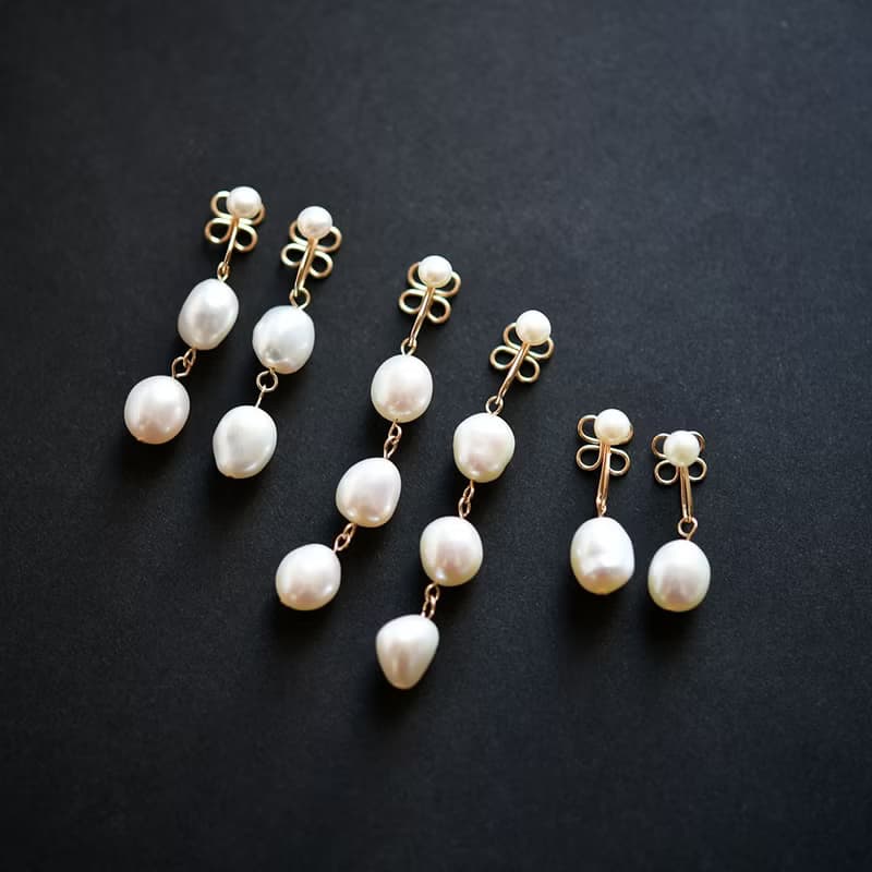 【RLL.S限定】 バロックパールとクローバー 本当に痛くない イヤリング 6月誕生石　3タイプ