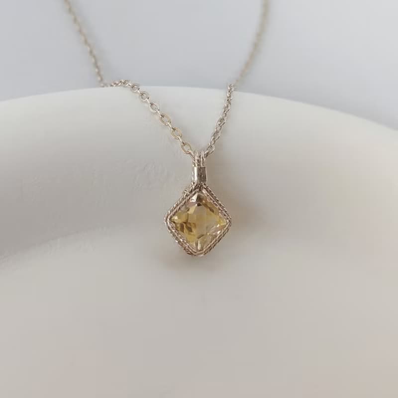 菱形刻面黃水晶吊墜 切面天然方形黃水晶項鍊 手工純銀水晶項鍊