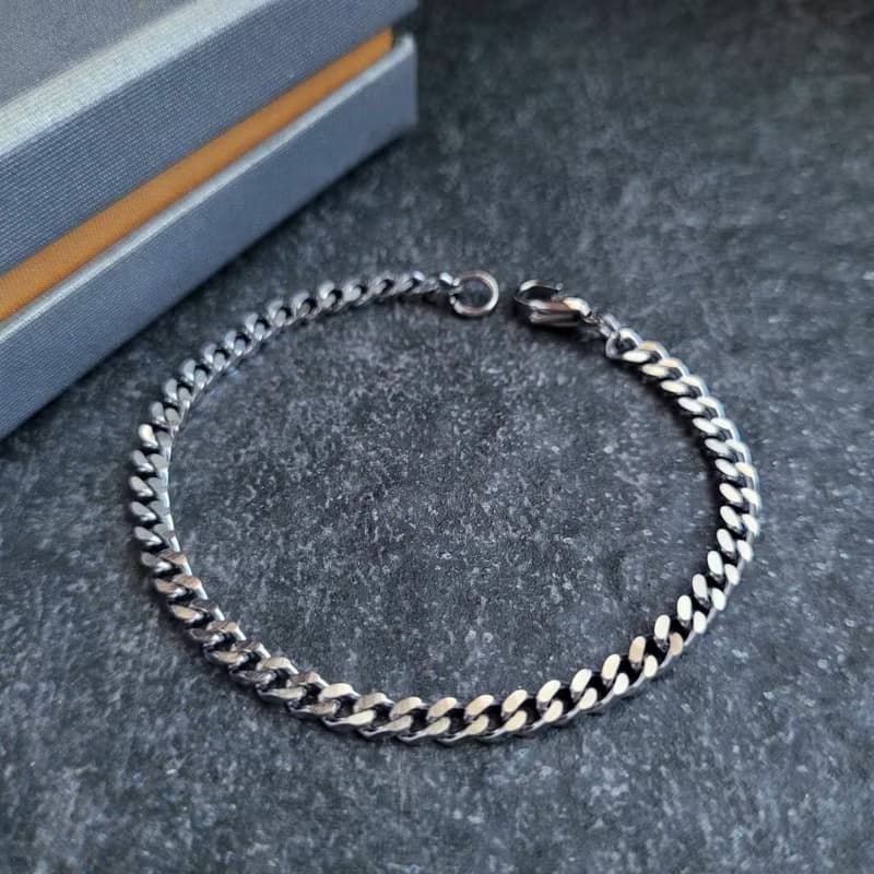 自信。4mm白鋼手鍊  中性手鍊 古巴手鍊