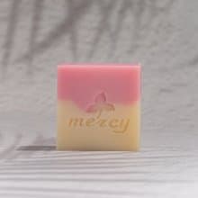 紅琉璃玫瑰精油手工皂