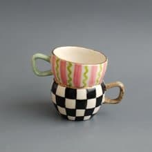 Porcelain mug Painted black and white check Dancing mug Wonderland