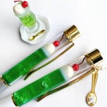 ballpoint pen / cream soda / melon soda float