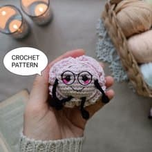 Crochet pattern brain keychain, amigurumi brain, anatomical brain crochet patter