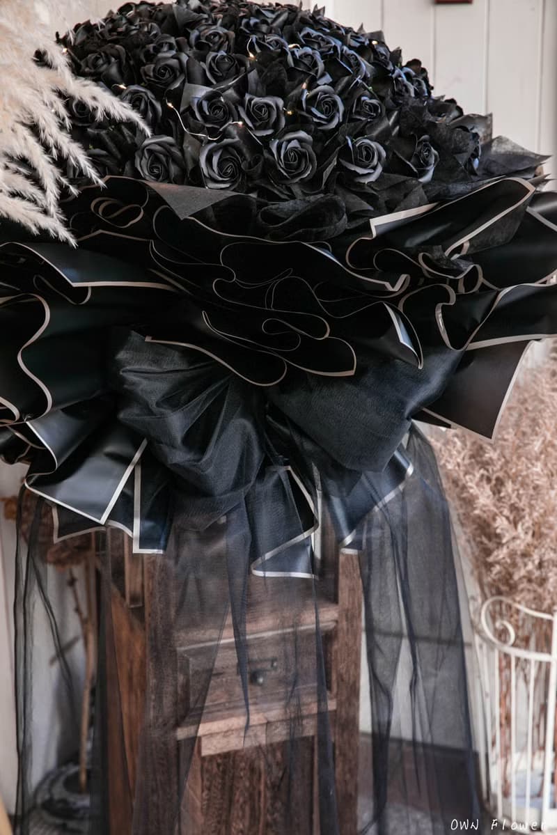 99朵/巨大花束/大型花束/求婚花束/黑玫瑰/生日花束/情人節花束